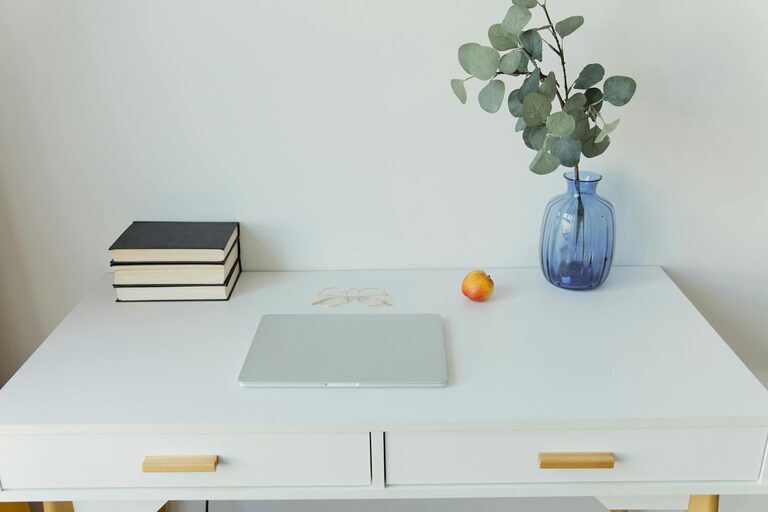How to Refresh Your Workspace in Ten Minutes or Less